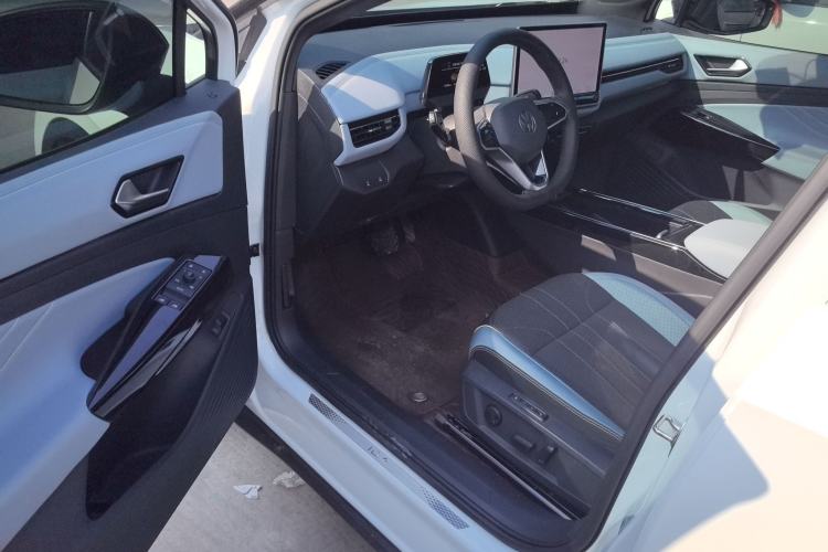 Used Volkswagen ID.4 X 2025 Smart Version Pure & Intelligent Enjoyment Edition
