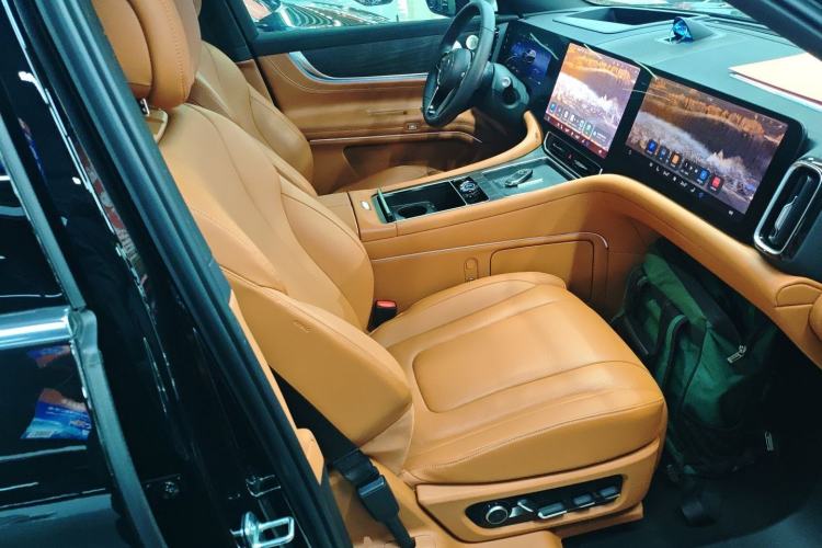 Used Hima AITO M9 2024 Range-Extended Ultra Version 42 kWh 6-Seater Model
