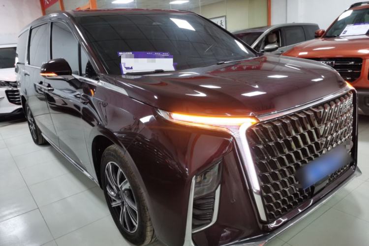 Used SAIC MAXUS G90 2023 2.0T Xingyun 7-Seater Version
