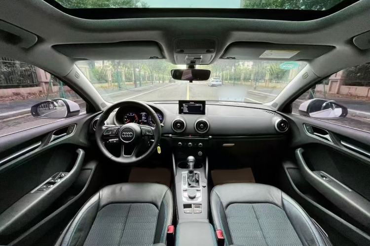 Used Audi A3 2017 Limousine 35 TFSI Fashion Model
