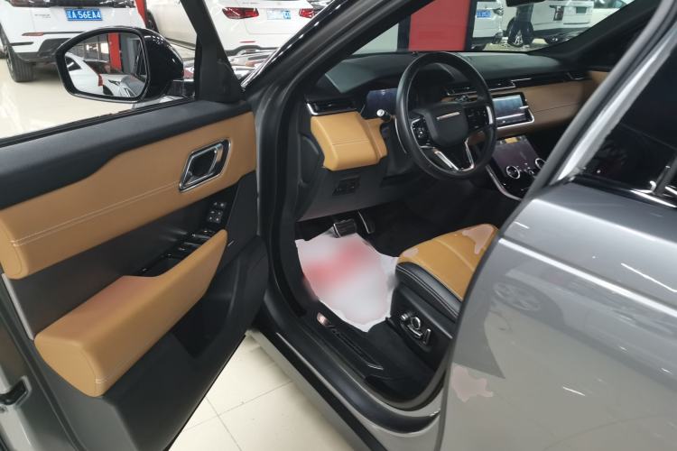 Used Land Rover Range Rover Velar 2023 250 PS Ebony Black Limited Edition