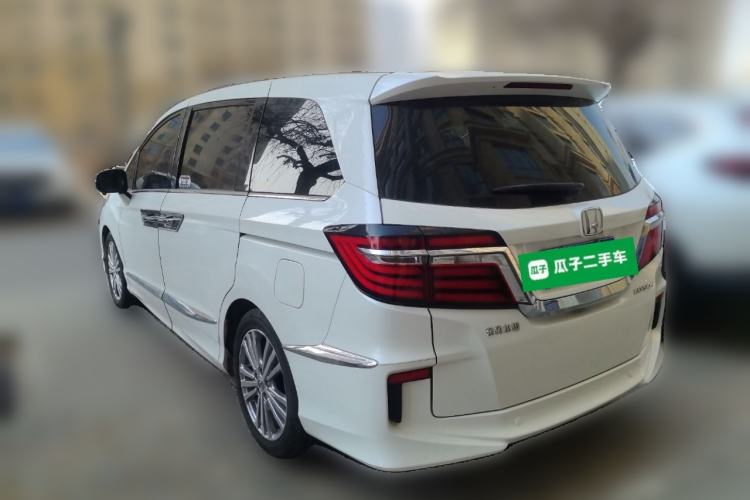 Used Honda Elysion 2016 2.4L Classic Edition
