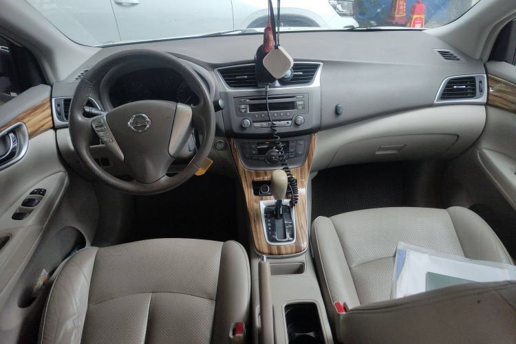 Used Nissan Sylphy 2014 1.6XV CVT Deluxe Edition
