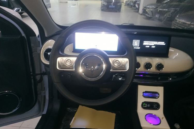 Used Wuling Bingo 2023 410 km Lingxi Deluxe Edition

