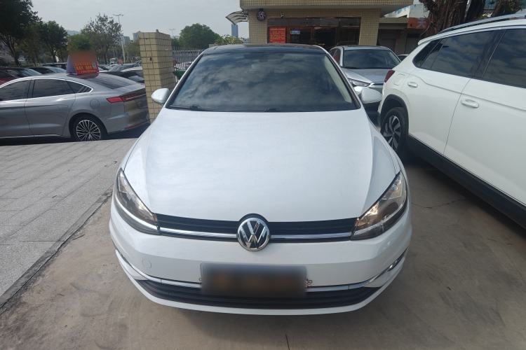 Used Volkswagen Golf 2018 230TSI Automatic Luxury Version
