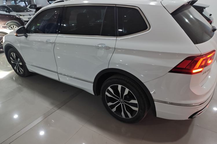 Used Volkswagen Tiguan L 2024 Outstanding Model 330TSI Automatic Two-Wheel Drive R-Line Dragon Glory Edition