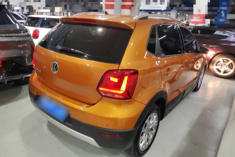 Used Volkswagen Polo 2014 1.6L Cross Polo Automatic