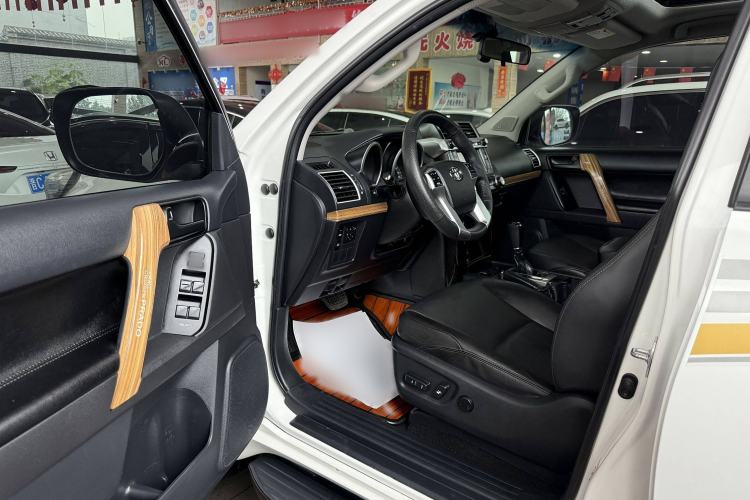 Used Toyota Prado 2016 2.7L Automatic Luxury Edition
