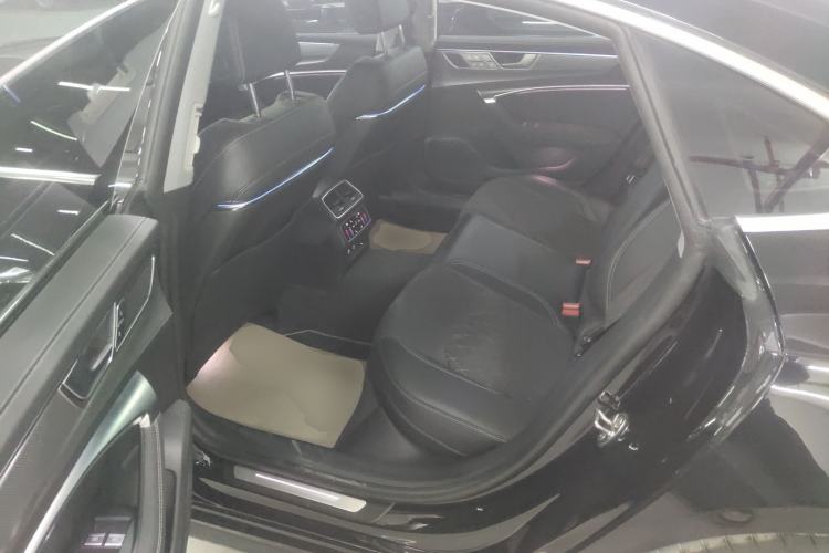 Used Audi A7L 2024 45 TFSI quattro Luxury Edition
