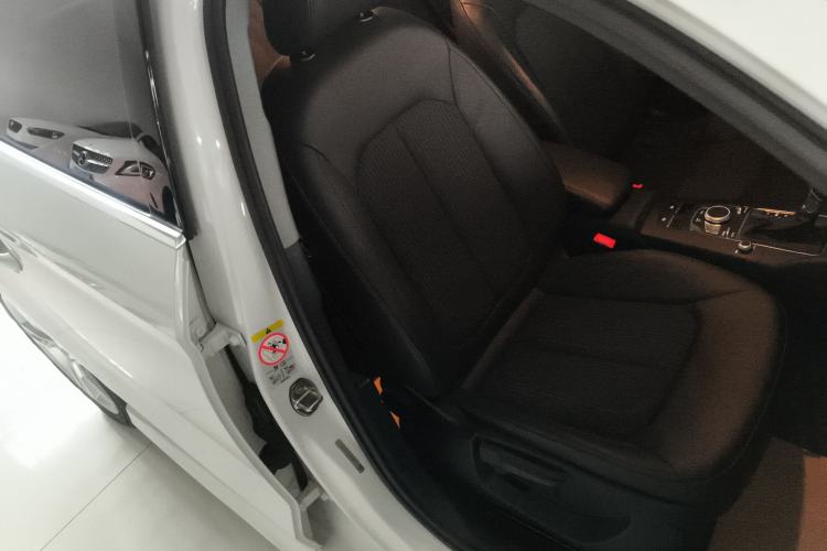 Used Audi A3 2020 Limousine 35 TFSI Fashion Edition China VI Emission Standard