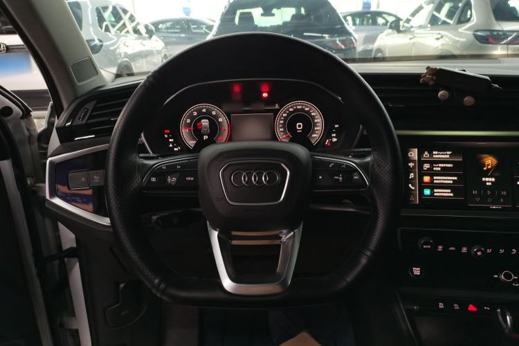 Used Audi Q3 2022 35 TFSI Fashion Dynamic Model