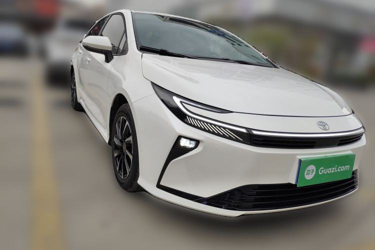 Used Toyota Corolla 2026 Model 1.8L Dual-Engine Elite Edition
