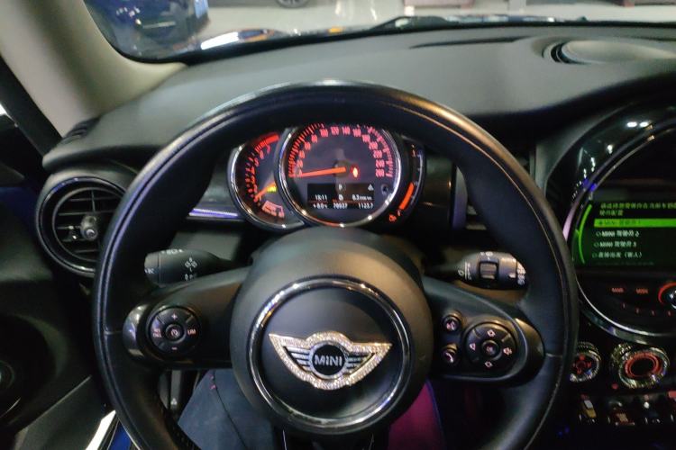 Used  MINI 2018 1.5T COOPER Classic Edition
