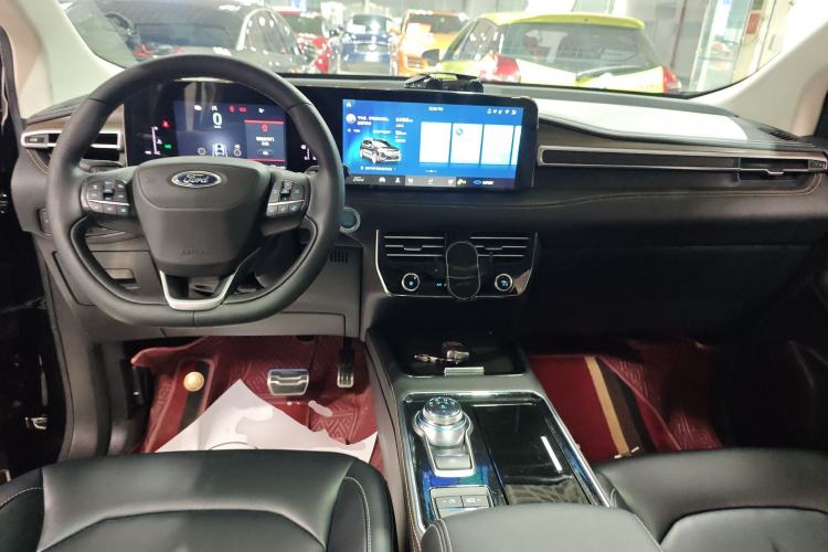 Used Ford Edge 2021 Facelifted PLUS EcoBoost 245 Two-Wheel Drive XLT 7-Seater
