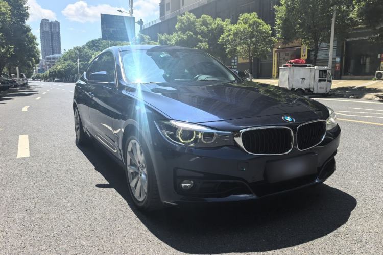 Used BMW 3 Series GT 2018 320i Sport Edition
