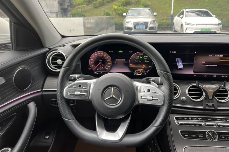 Used Mercedes-Benz E-Class 2020 Facelift E 260 L Sport Edition
