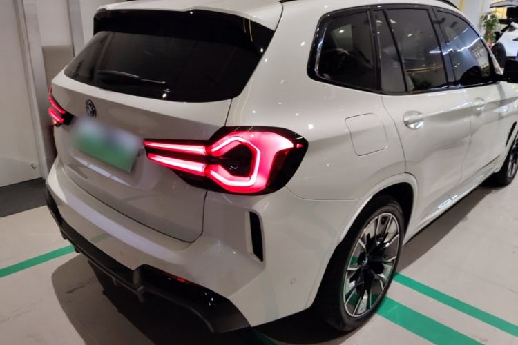 Used BMW iX3 2023 Leading Type
