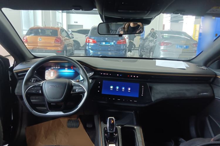 Used Dongfeng Aeolus Yixuan MAX 2021 1.5T Nightbreak Dawn Edition
