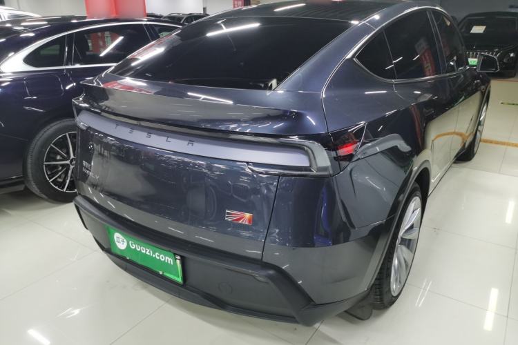 Used Tesla Model Y 2025 Rear-Wheel Drive First Edition
