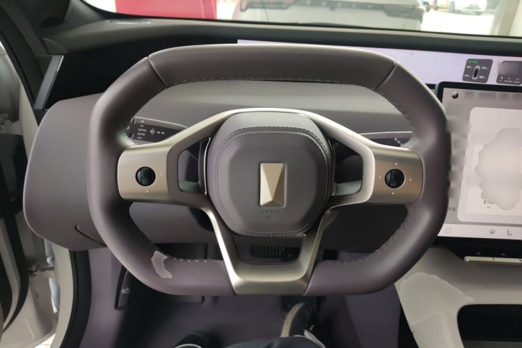 Used  12 2025 Ultra Extended-Range Edition