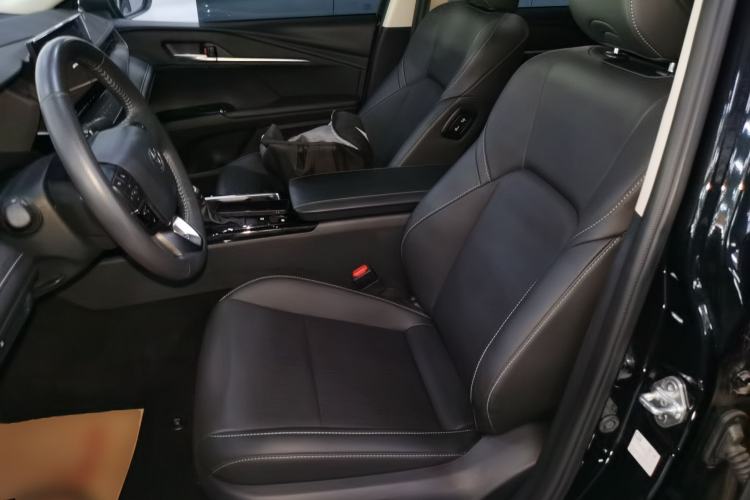 Used Toyota Camry 2024 Dual-Motor 2.0 HG Premium Edition