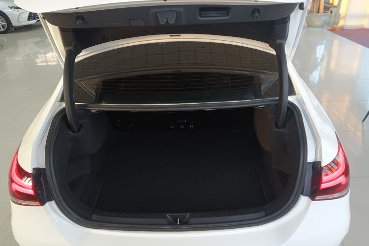 Used Mercedes-Benz A-Class 2021 A 200 L Sport Sedan Fashion Model