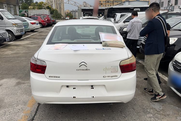 Used Citroen Elysee 2015 Zhishang Edition 1.6L Manual Fashion Model
