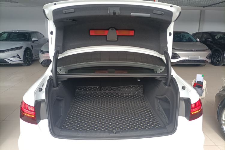 Used Audi A4L 2023 40 TFSI Luxury Dynamic Model