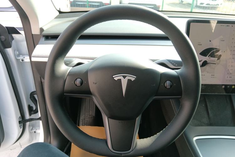 Used Tesla Model Y 2024 Rear-Wheel-Drive Version
