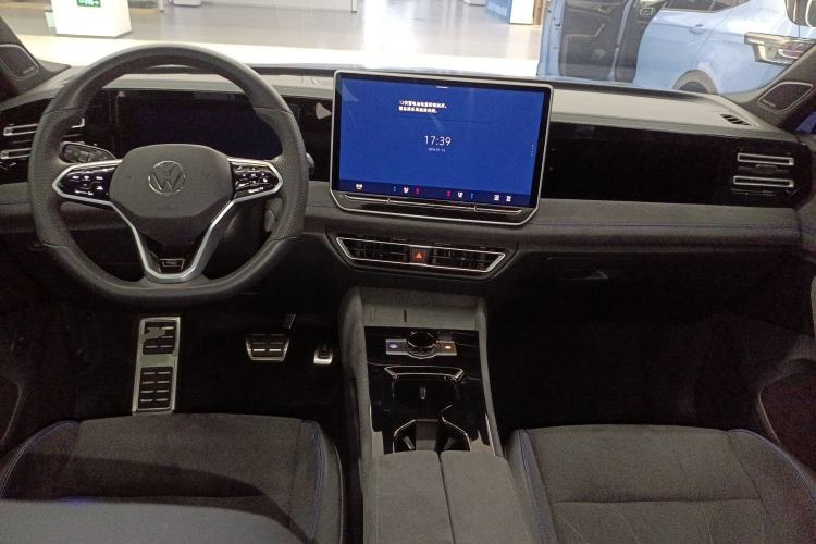 Used Volkswagen Tiguan L 2024 PRO 380TSI Four-Wheel Drive R-Line Prestige Edition
