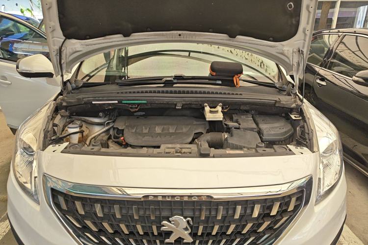 Used Peugeot 3008 2018 2.0L Automatic Classic Edition
