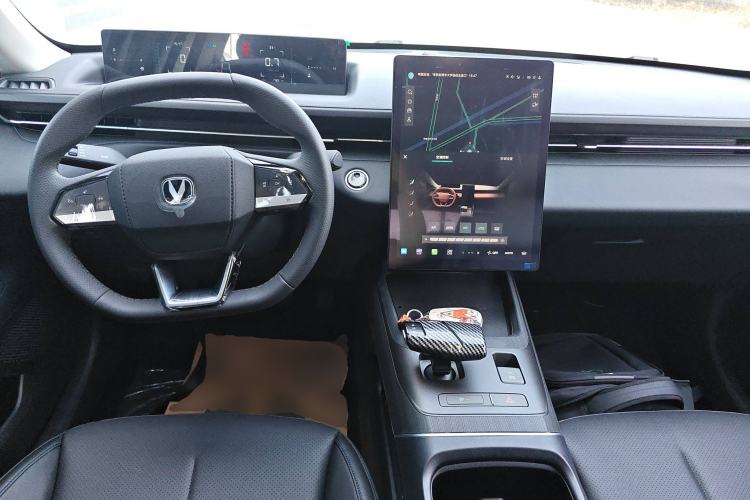 Used Changan Eado 2025 Blue Whale 1.5T 500Bar Prestige Model
