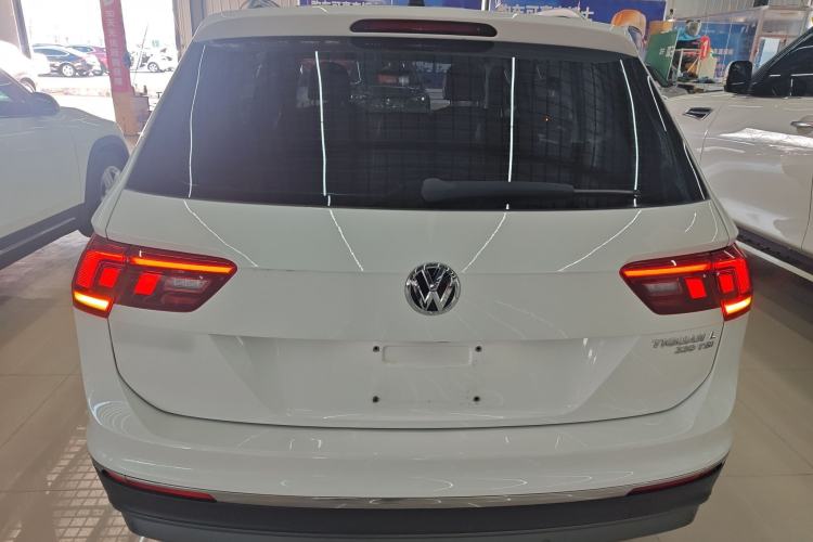 Used Volkswagen Tiguan L 2019 330TSI Automatic Two-Wheel Drive Smart Luxury Version China V Emission Standard

