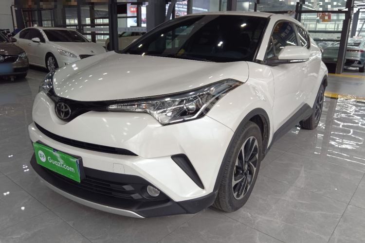 Used Toyota IZOA 2018 2.0L Yichi Edition China V Standard