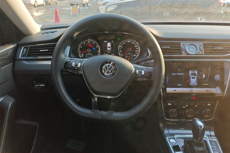 Used Volkswagen Passat 2016 330TSI DSG Prestige Edition
