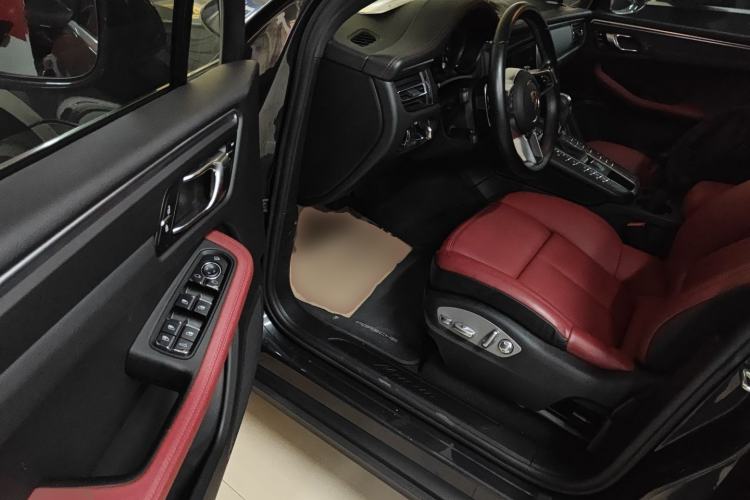 Used Porsche Macan 2020 Macan 2.0T
