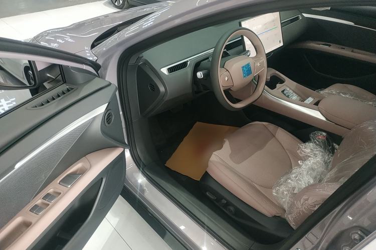 Used XPeng MONA M03 2025 620 Ultra-Long Range Plus
