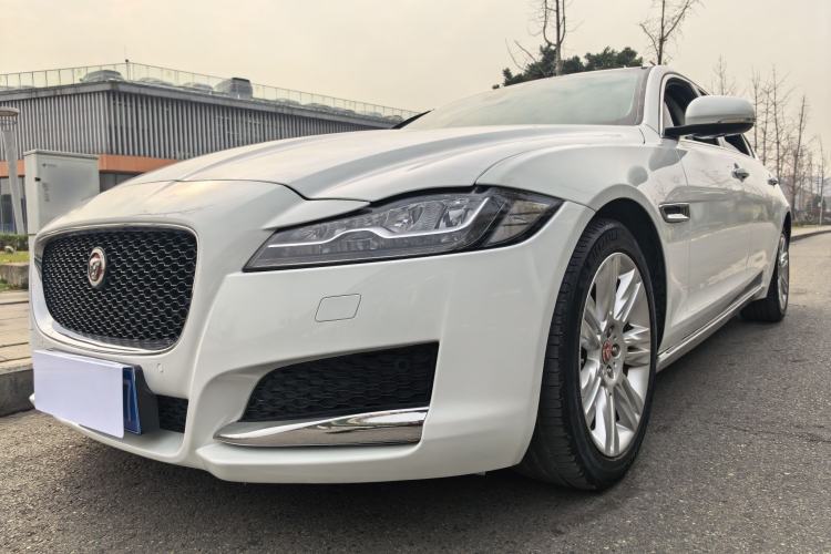 Used Jaguar XFL 2018 XFL 2.0T 250 PS Luxury Edition
