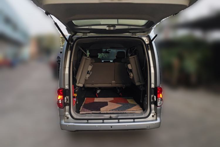 Used Nissan NV200 2016 Revised Version 1.6L CVT Luxury Edition
