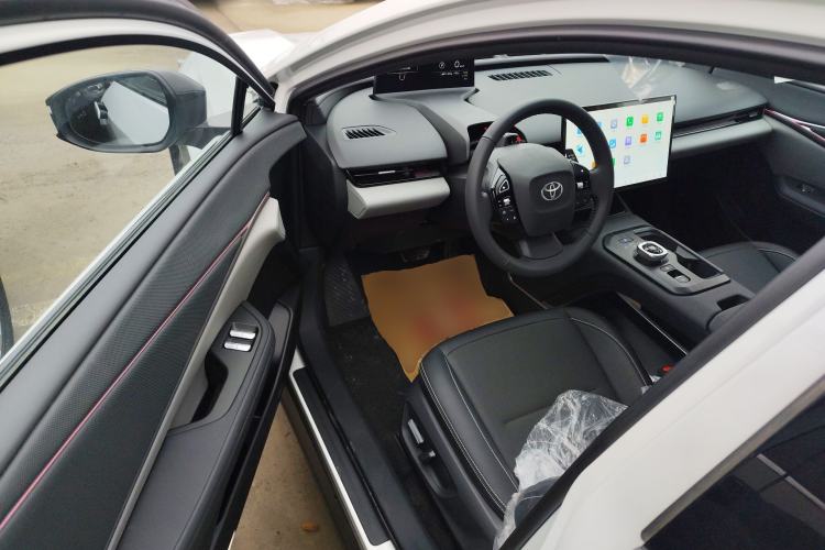 Used Toyota bZ5 2025 Model 550 PRO