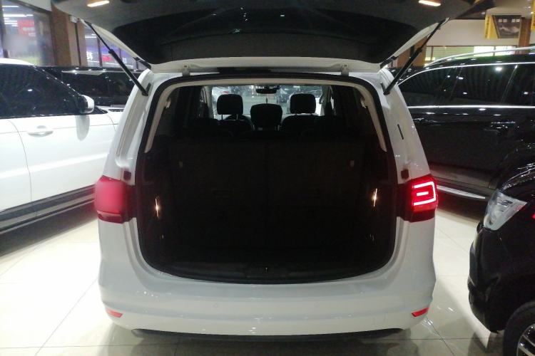 Used Volkswagen Sharan 2016 380TSI Luxury 7-Seater
