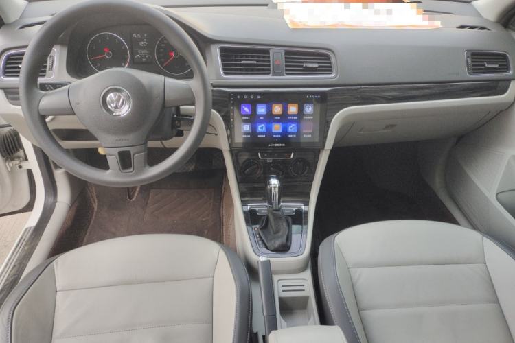 Used Volkswagen Gran Lavida 2013 1.4 TSI Automatic Comfort Model
