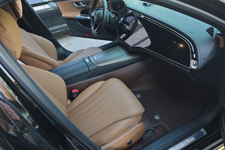 Used Mercedes-Benz E-Class 2024 E 300 L Luxury Model