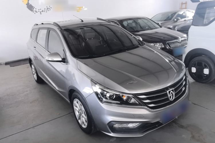 Used Baojun 310W 2017 1.5L Manual Fashion Model China V
