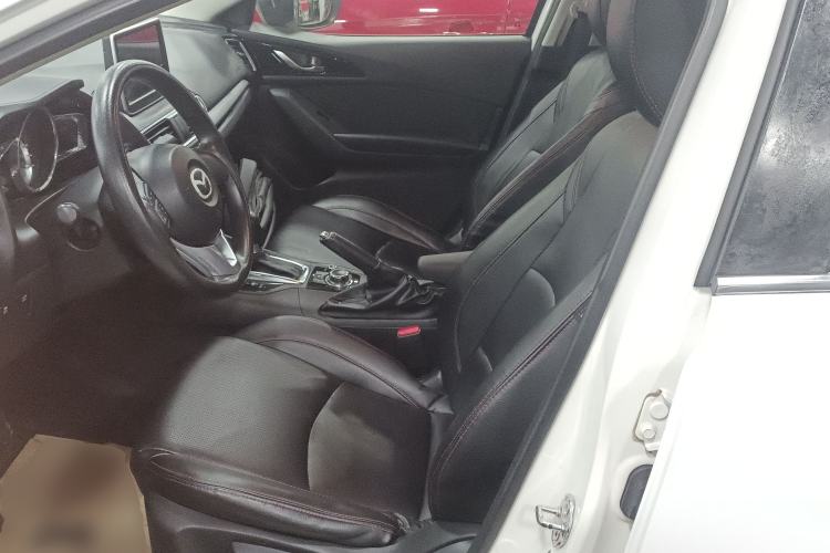 Used Mazda Mazda 3 Axela 2016 Sedan 1.5L Automatic Comfort Model
