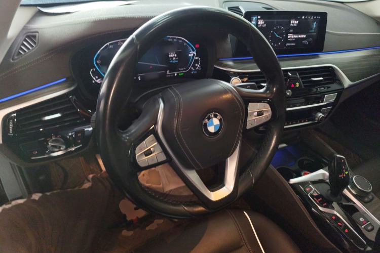 Used BMW 5 Series New Energy 2020 Mileage Upgrade Version 530Le Luxury Package