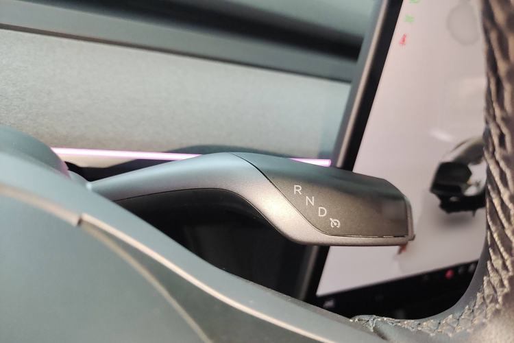 Used Tesla Model Y 2024 Rear-Wheel-Drive Version
