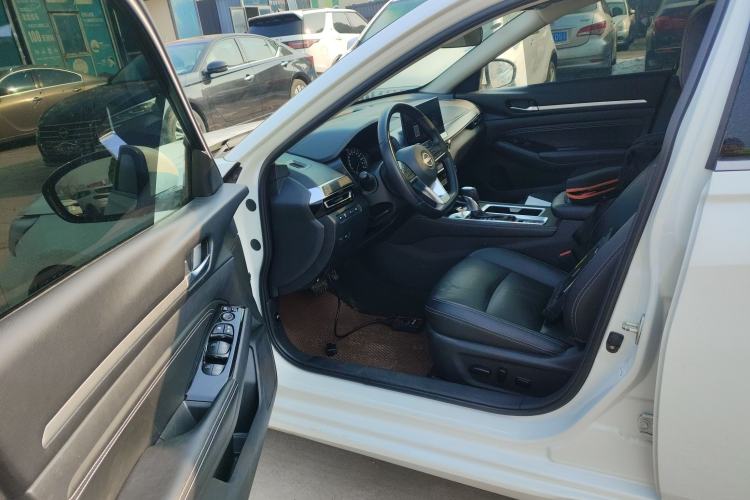 Used Nissan Teana 2022 2.0L XL-TLS Enjoyment Edition
