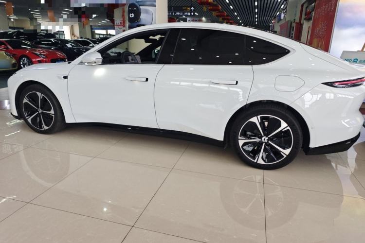 Used Nio ET5 2025 75 kWh
