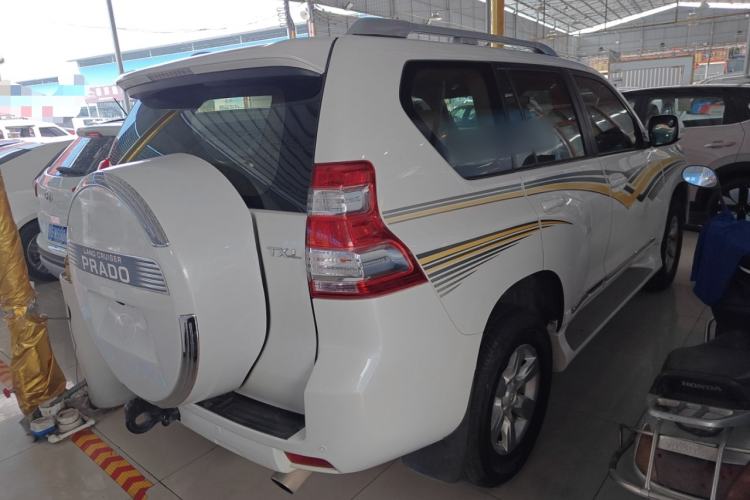 Used Toyota Prado 2014 2.7L Middle East Version Parallel Import